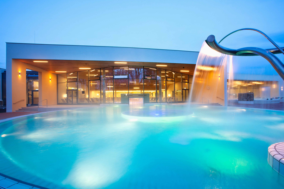Außenbereich der Parktherme Bad Radkersburg | © Parktherme Bad Radkersburg | Harald Eisenberger