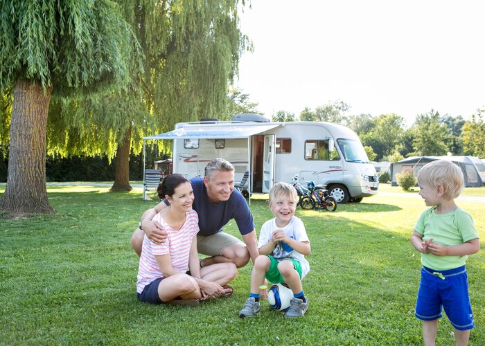 Camping-Urlaub inmitten prachtvoller Natur  | © Thermen- & Vulkanland | Harald Eisenberger