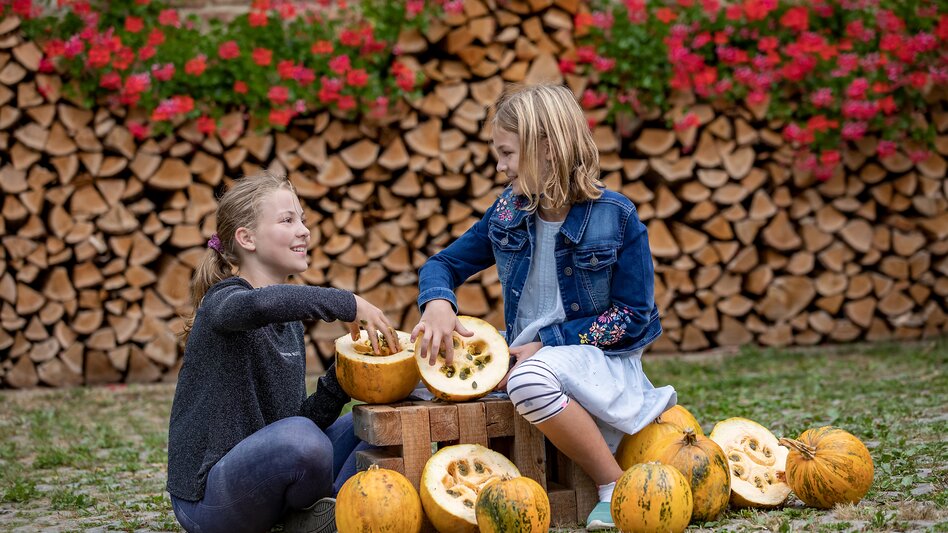 Traditionen erleben in Markt Hartmannsdorf im Thermen- & Vulkanland Steiermark