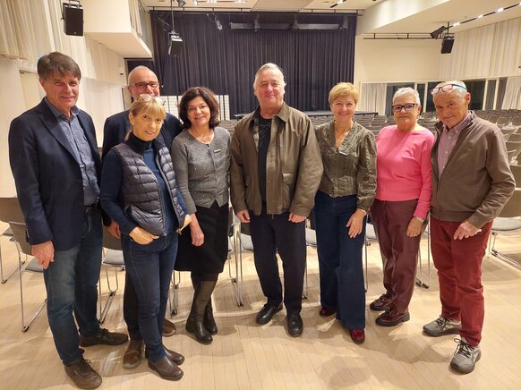 Gruppenfoto mit den Veranstaltern