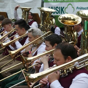 Konzert des Musikvereins Anger bei der Burgruine Waxenegg in der Oststeiermark | ©  Oststeiermark Tourismus | Anneliese Grabenhofer