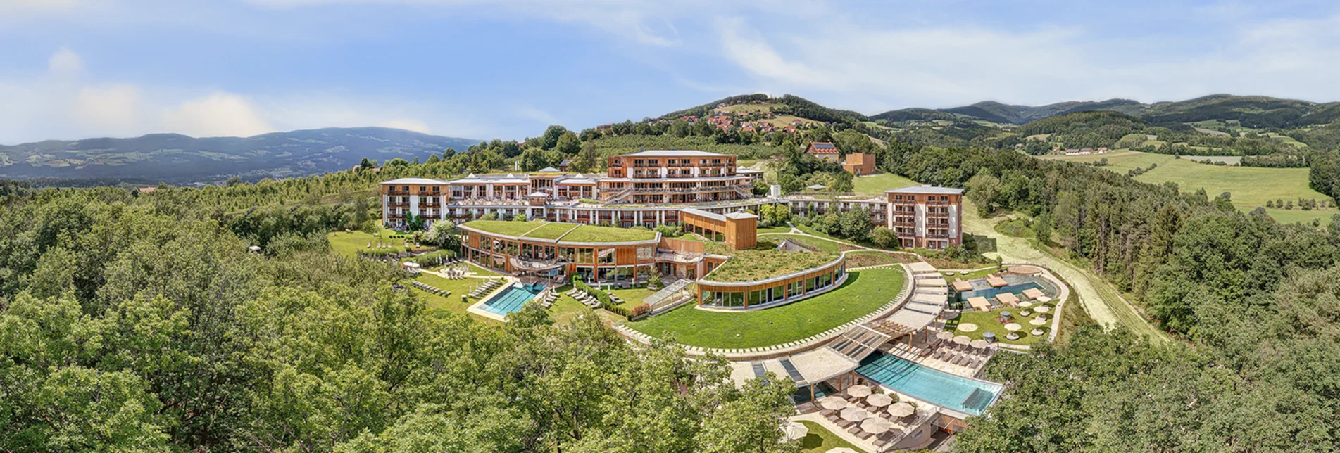 PackageBlumenkorso & Wellness im RETTER Bio-Natur-Resort - 1-2 Übernachtungen inkl. Allzeit-BIO-Genuss