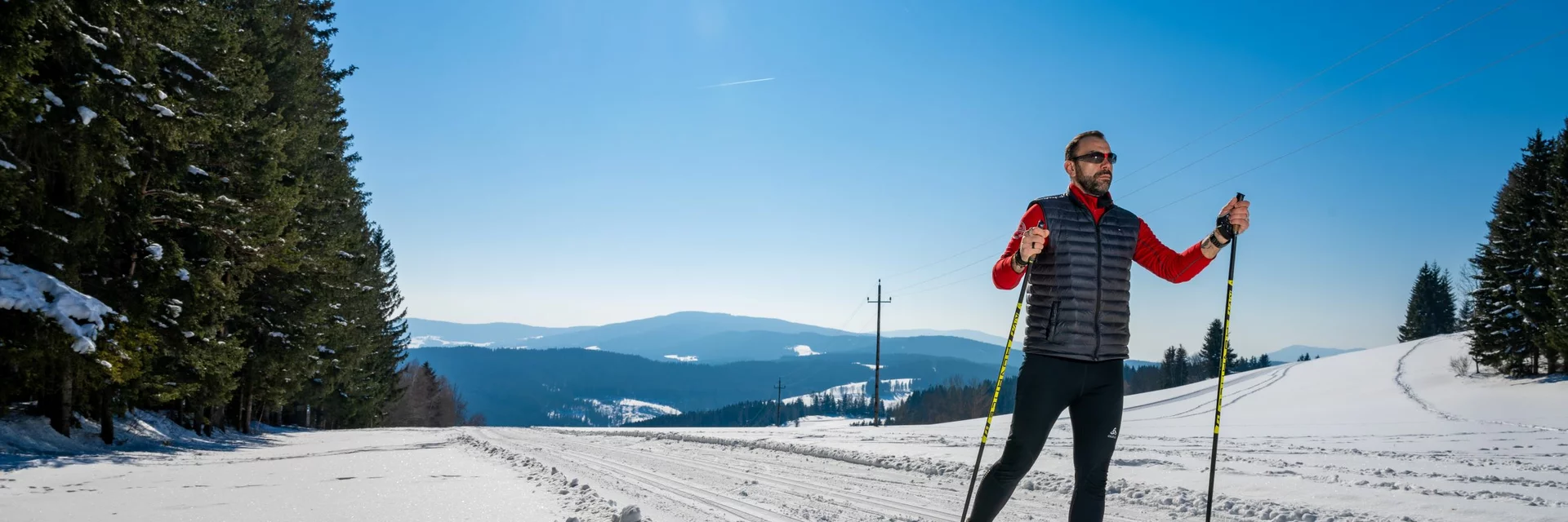 Langlaufen mit Panorama auf der Jogllandloipe in der Oststeiermark | © TV Oststeiermark | Rene Strasser Langlaufen mit Panorama auf der Jogllandloipe in der Oststeiermark | © TV Oststeiermark | Rene Strasser