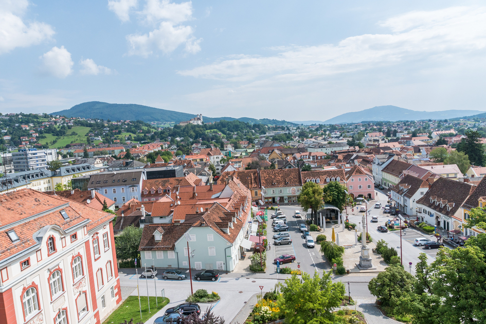 Ein Blick auf den Hauptplatz in Weiz in der Oststeiermark | © TV Oststeiermark | Foto Maxl