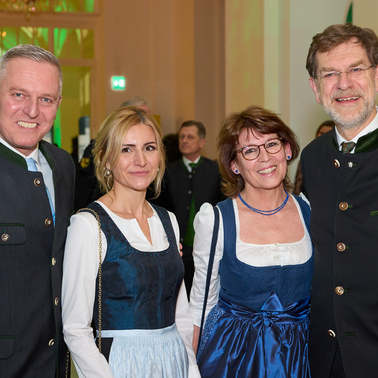 Gruppenfoto mit dem Landeshauptmann der Steiermark