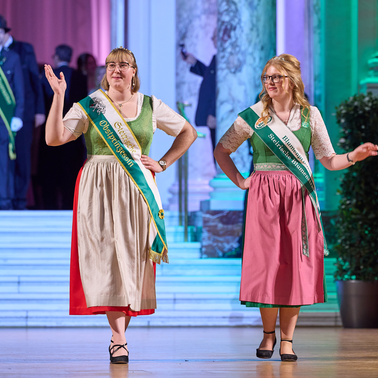 Obstprinzessin und Blumenprinzessin der Oststeiermark