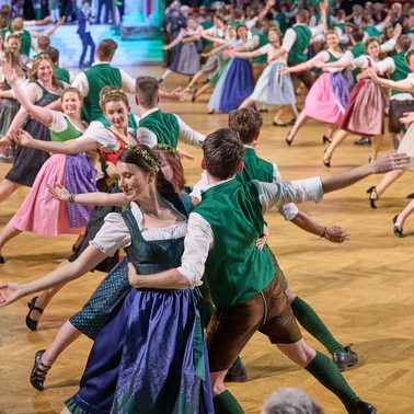 Eröffnungstanz beim Steirerball