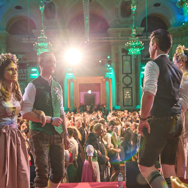Es wird getanzt beim Steirerball in Wien