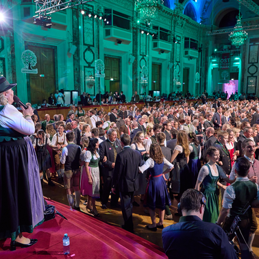 Ballsaal beim Steirerball in Wien