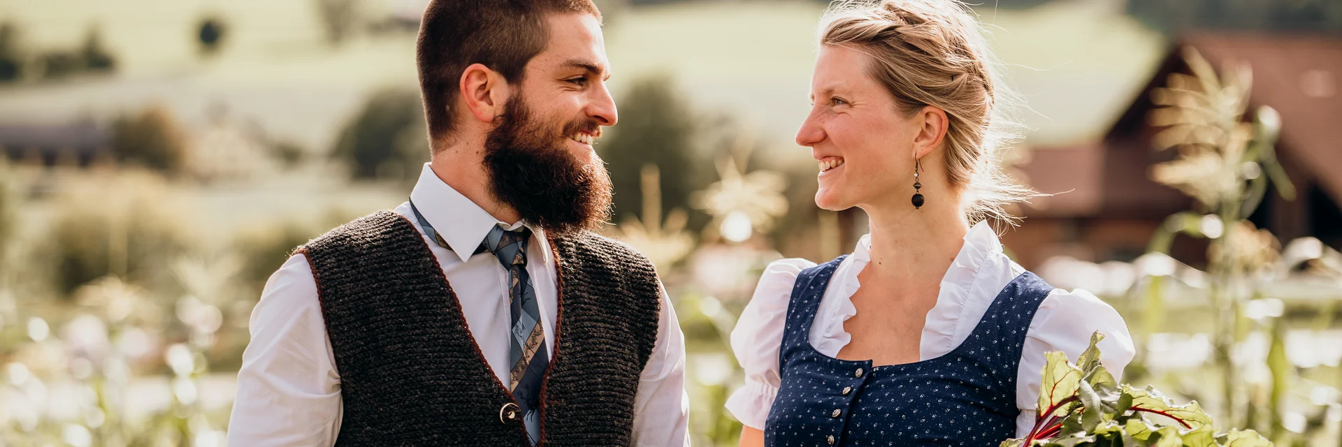 Kevin und Helena im Gartenparadies | © Erzberg-Leoben | Freilichtmomente Kevin und Helena im Gartenparadies | © Erzberg-Leoben | Freilichtmomente
