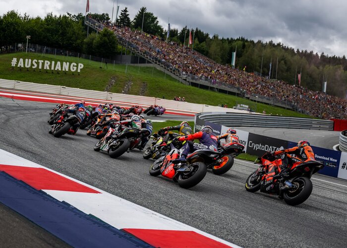 Red Bull Circuit Curve 1 | © Red Bull Content Pool | Joerg Mitter