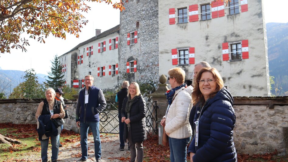 Empfang der Gruppe auf Burg Strechau
