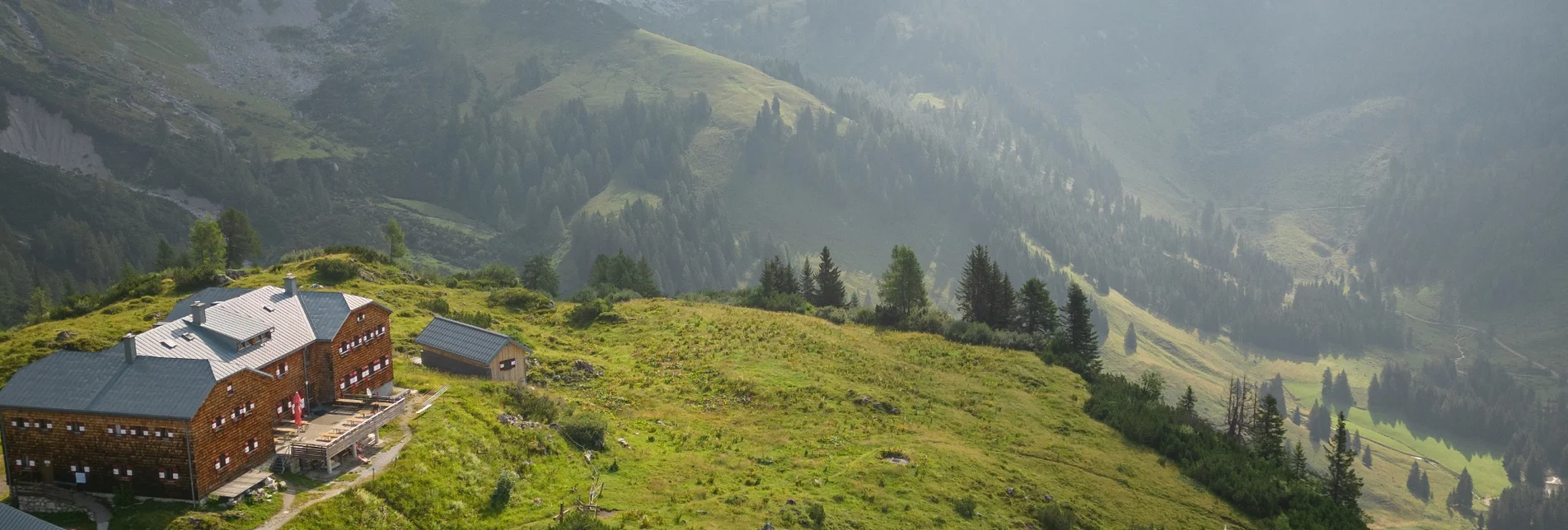 Fernwanderweg Hofpürglhütte - Südwandhütte | Dachstein Sonnen-Runde: Etappe 01 - Touren-Impression #1 | © Weitwanderwege.com