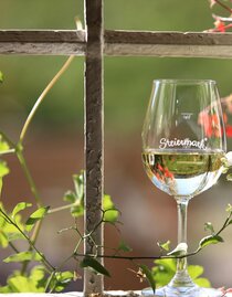 Wein, Teil der steirischen Lebenskultur | © Steiermark Tourismus/Harry Schiffer | Simon Sackl | © Steiermark Tourismus/Harry Schiffer