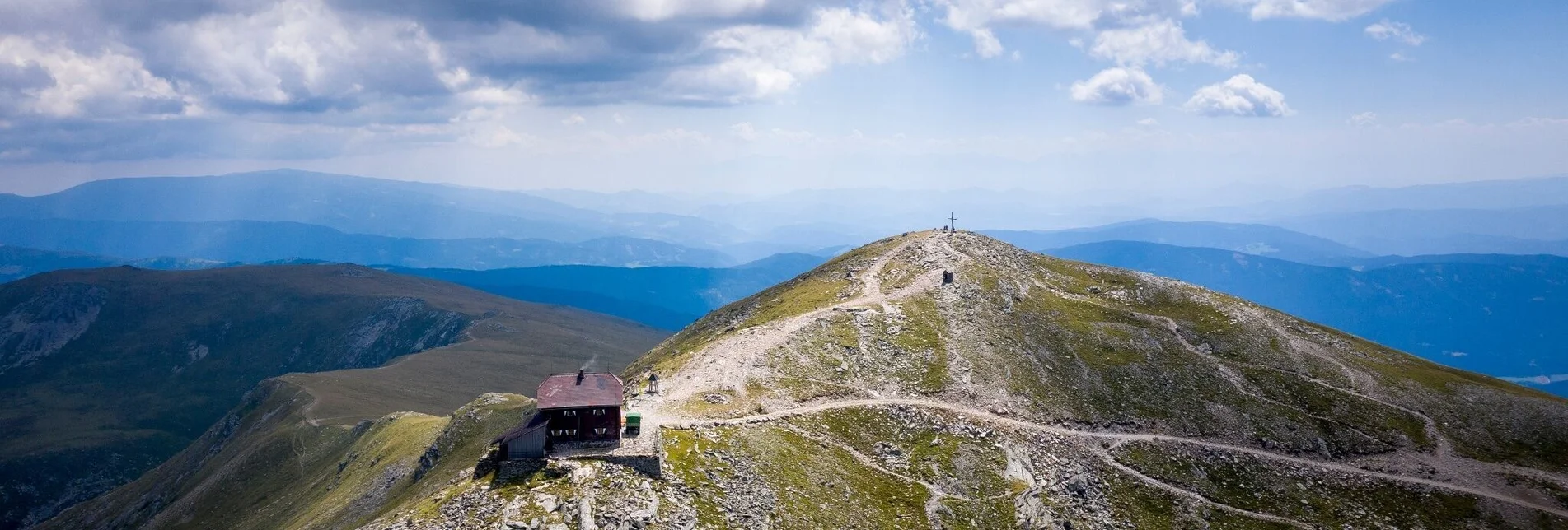 Bergtour Von der Tonnerhütte zum Scharfen Eck, Winterleitenhütte, Sabathyhütte und Zirbitzkogel - Touren-Impression #1 | © Tourismusverband Murau