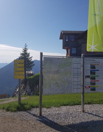 The hiking info point Hochwurzen with its new information display | Gerhard Pilz | © Gerhard Pilz