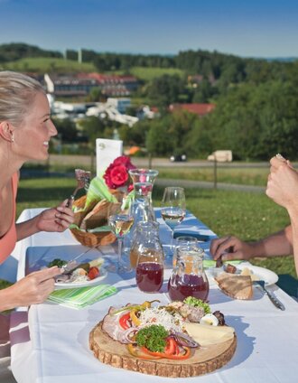 Paar_Jause | Leo Himsl | ©  Steiermark Tourismus