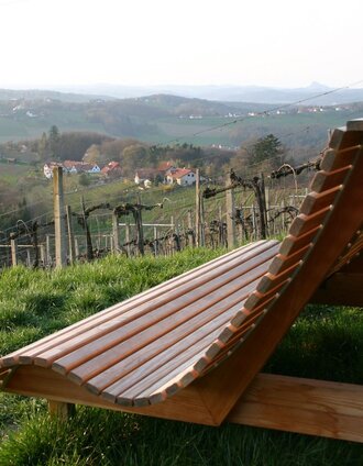 © Stadtgemeinde Fehring_Panoramaweg Heißberg_Bankerl.JPG | Stadtgemeinde Fehring | © Stadtgemeinde Fehring