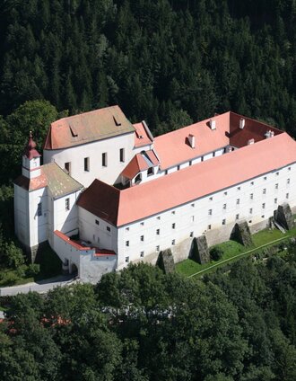 Festenburg (C) Archiv Stift Vorau.JPG