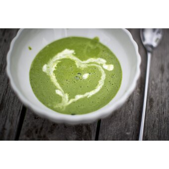 Die kulinarische Steiermark: Kräutersuppe. | © STG | Tom Lamm