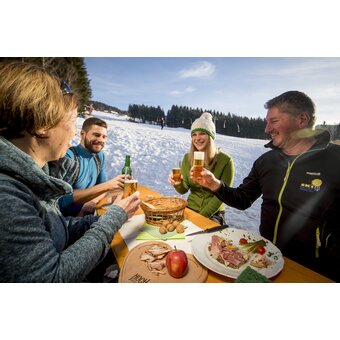 Après-Ski in der Schwabenbergarena in Turnau | © STG | Tom Lamm