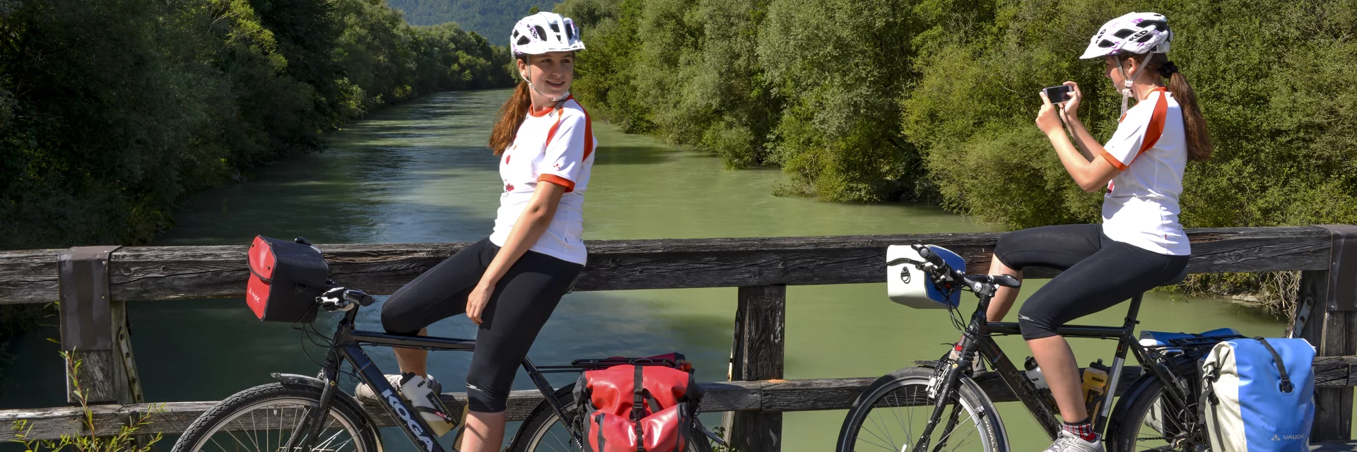 Radlerstop mit Grimming im Hintergrund | © STG | Thorsten Brönner Radlerstop mit Grimming im Hintergrund | © STG | Thorsten Brönner