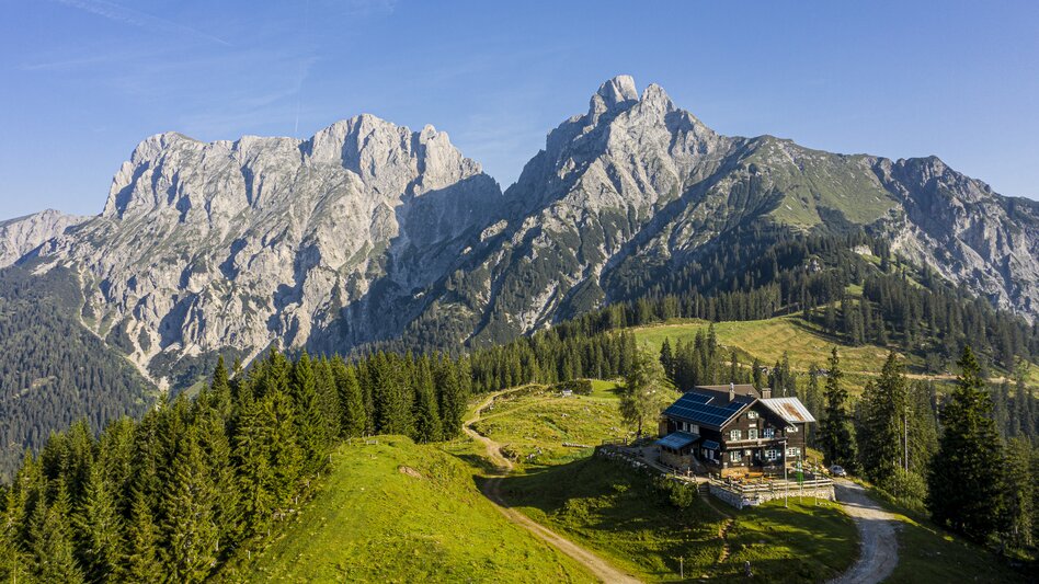 Mödlingerhütte im Gesäuse