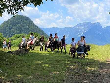 Kindergeburtstag mit den Ponys Pferdefreunde Zloam | © Narzissendorf Zloam, www.zloam.at