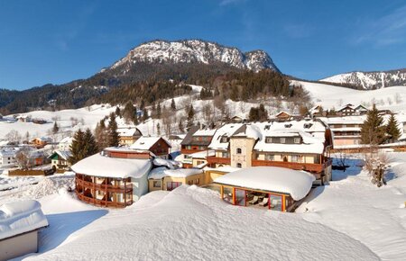 Pilates at hotel Hechl, Tauplitz | © Hotel Hechl