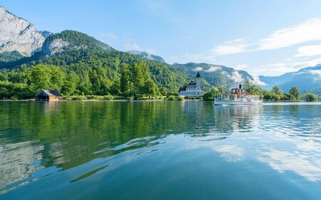 Ship cruise, Grundlsee, ship Rudolf | © Florian Loitzl