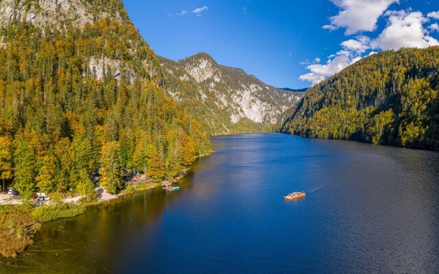 Ship cruise, Grundlsee, Toplitzsee 1 | © Schifffahrt Grundlsee