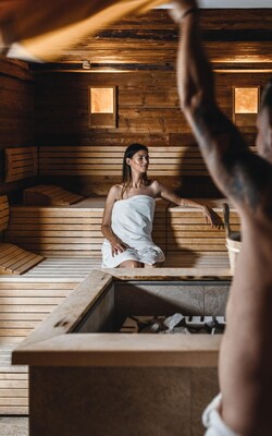 finnische-sauna-genuss-beim-day-spa-im-vulkanlandh | © (c) Vulkanlandhotel Legenstein