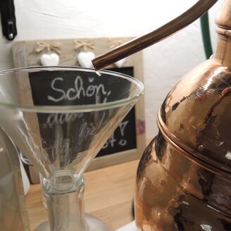 Distillation for flavour production | © Doris Maier