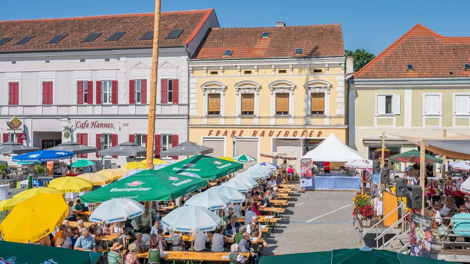 Marktfest Hauptplatz_Pöllau_Oststeiermark | © Marktgemeinde Pöllau