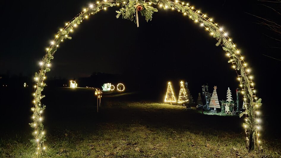 Adventpfad beleuchtet_Pöllau_Oststeiermark | © Angela Geier