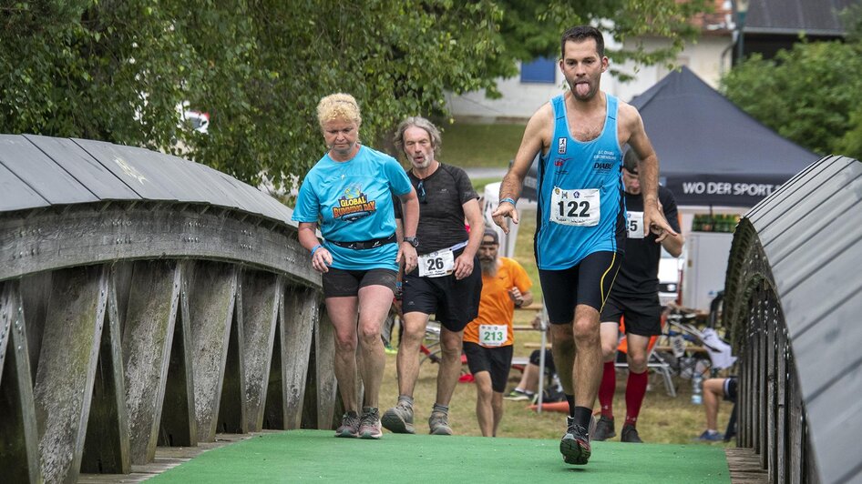 24 Stundenlauf Brücke Bad Blumau | © Christian Thomaser