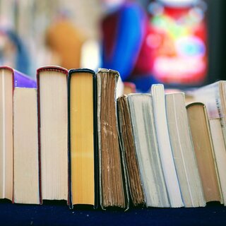 Bücher | © Unsplash | Tom Hermans