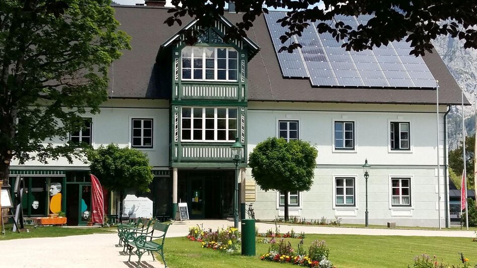 Kurpark, Altaussee, Kur- mit Amtshaus | © Petra Kirchschlager