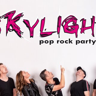 Band | © Skylight