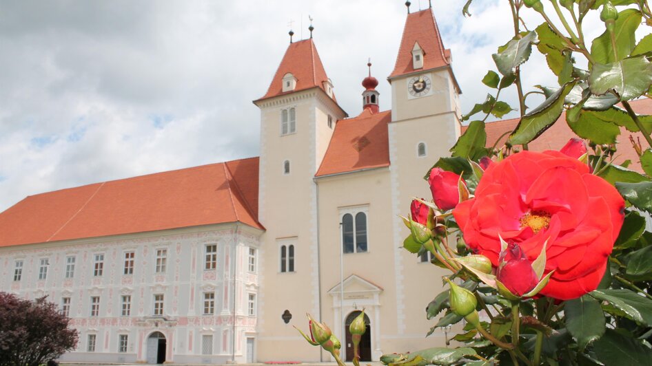 Blumenkorso_Stift Vorau_Oststeiermark | © Oststeiermark Tourismus