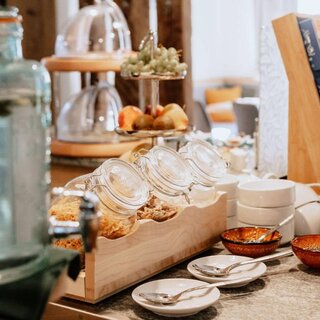 Das Schutzhaus, Bad Aussee, breakfast buffet | © Das Schutzhaus am hohen Camper