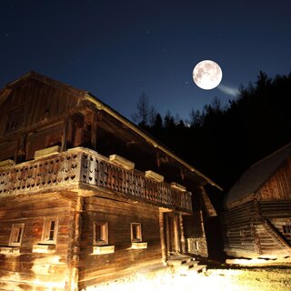 Vollmond im Freilichtmuseum | © Region Graz-Harry Schiffer