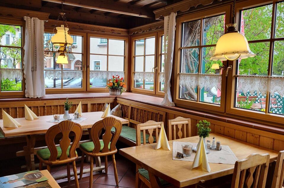 Gasthof Berndl, Altaussee, Tische | © Petra Kirchschlager
