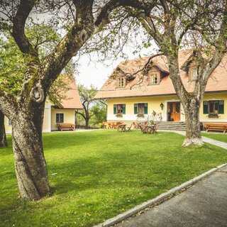 Buschenschank Glirsch | © Familie Krottmayer