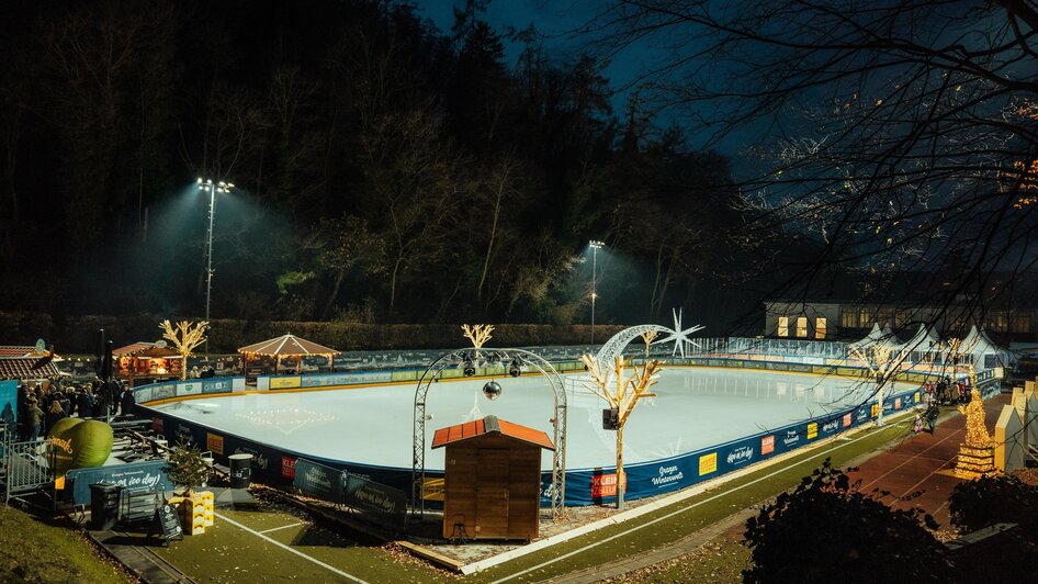 Eisfläche der Winterwelt | © Region Graz-studio draussen