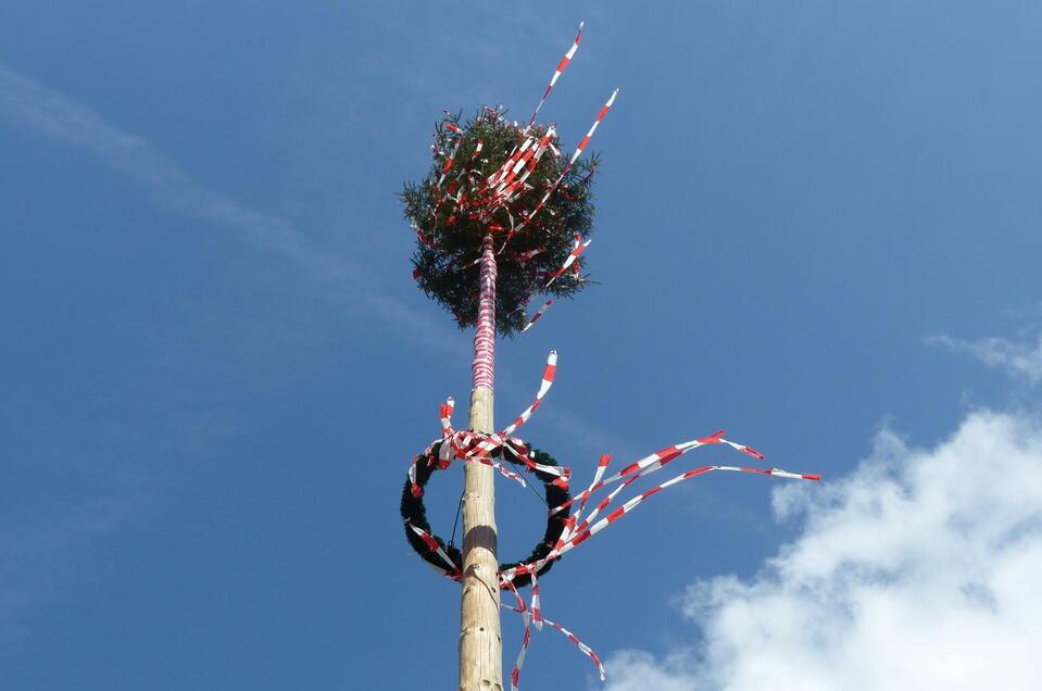 Maibaum_Oststeiermark_Pixabay | © Tourismusverband Oststeiermark