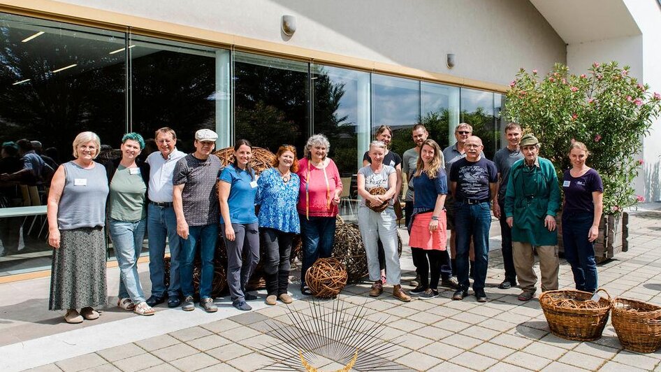 Korbflechter Gruppenfoto | © Cate Hoffmann