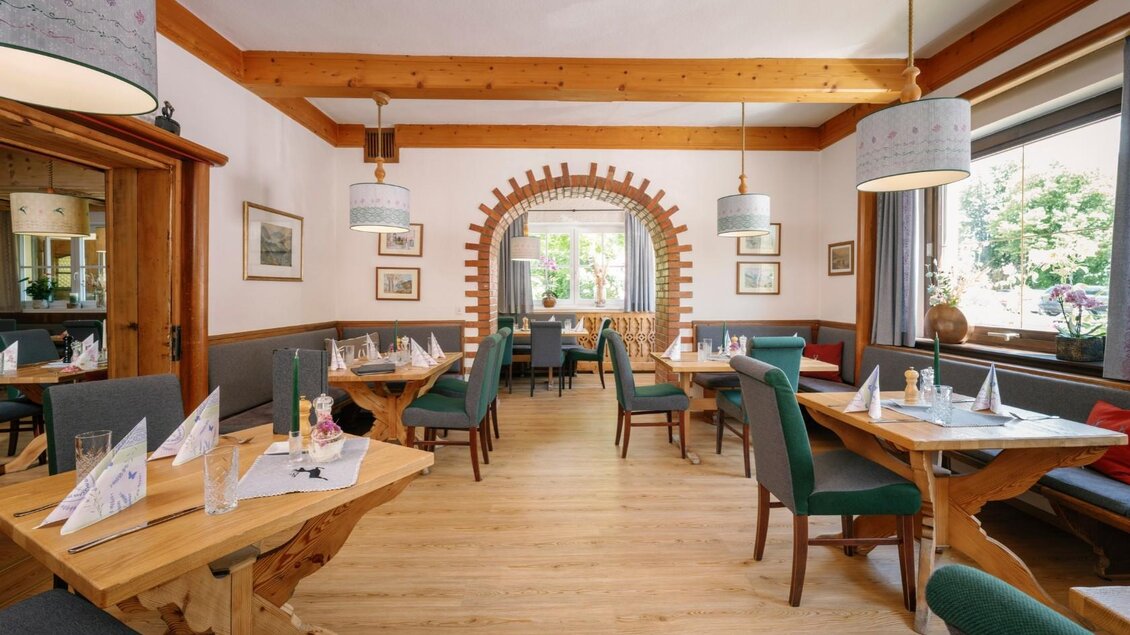 Gaststube im Dorfwirtshaus Stöckl in Grundlsee | © Dorfwirtshaus Stöckl