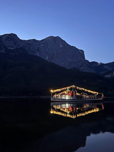 Boat trip Grundlsee, moonlight trip | © Schifffahrt Grundlsee Toplitzsee | Schifffahrt Grundlsee Toplitzsee | © Schifffahrt Grundlsee Toplitzsee