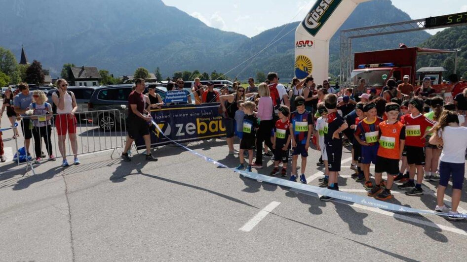 Narzissenfest kids, Altaussee, Aufstellung | © Kainzinger Erich